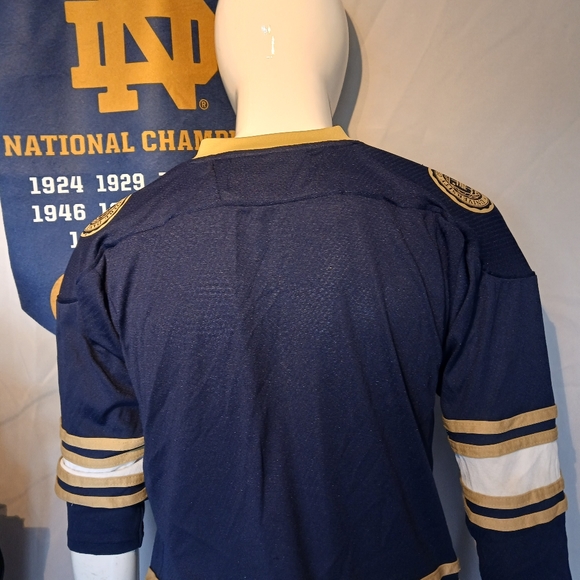 Notre Dame youth hockey jersey - Picture 2 of 3
